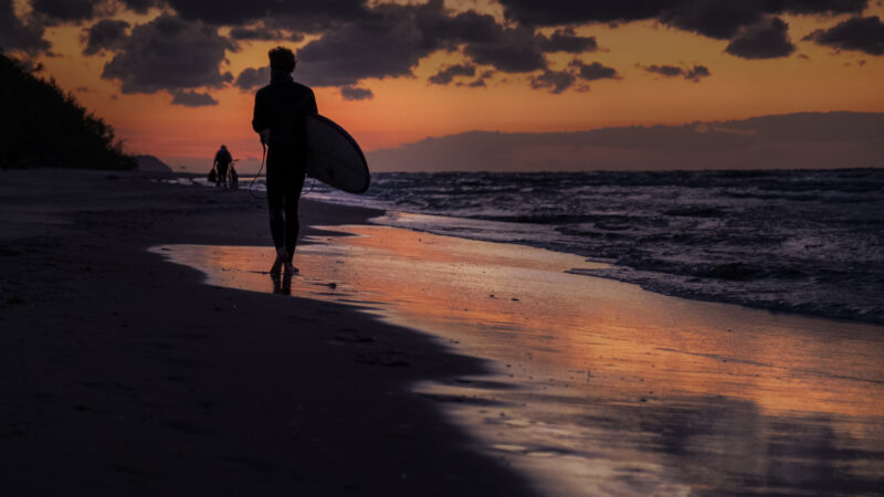 Sunset-Surfer